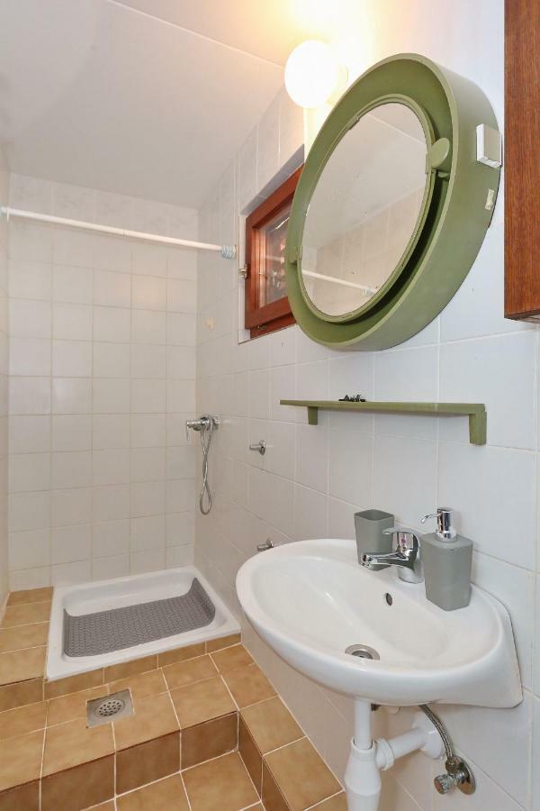 Apartments Golub Nin Εξωτερικό φωτογραφία