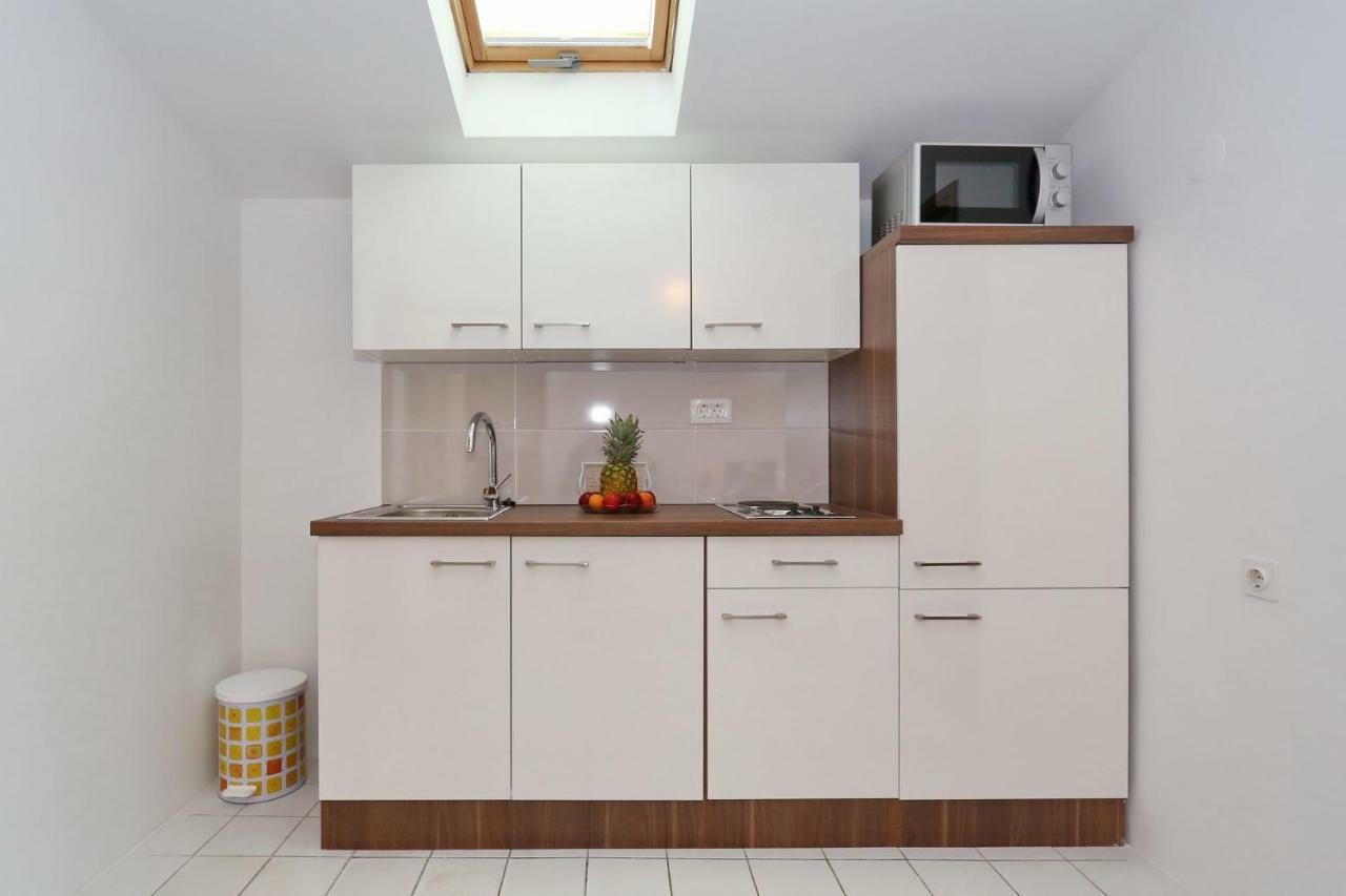 Apartments Golub Nin Εξωτερικό φωτογραφία