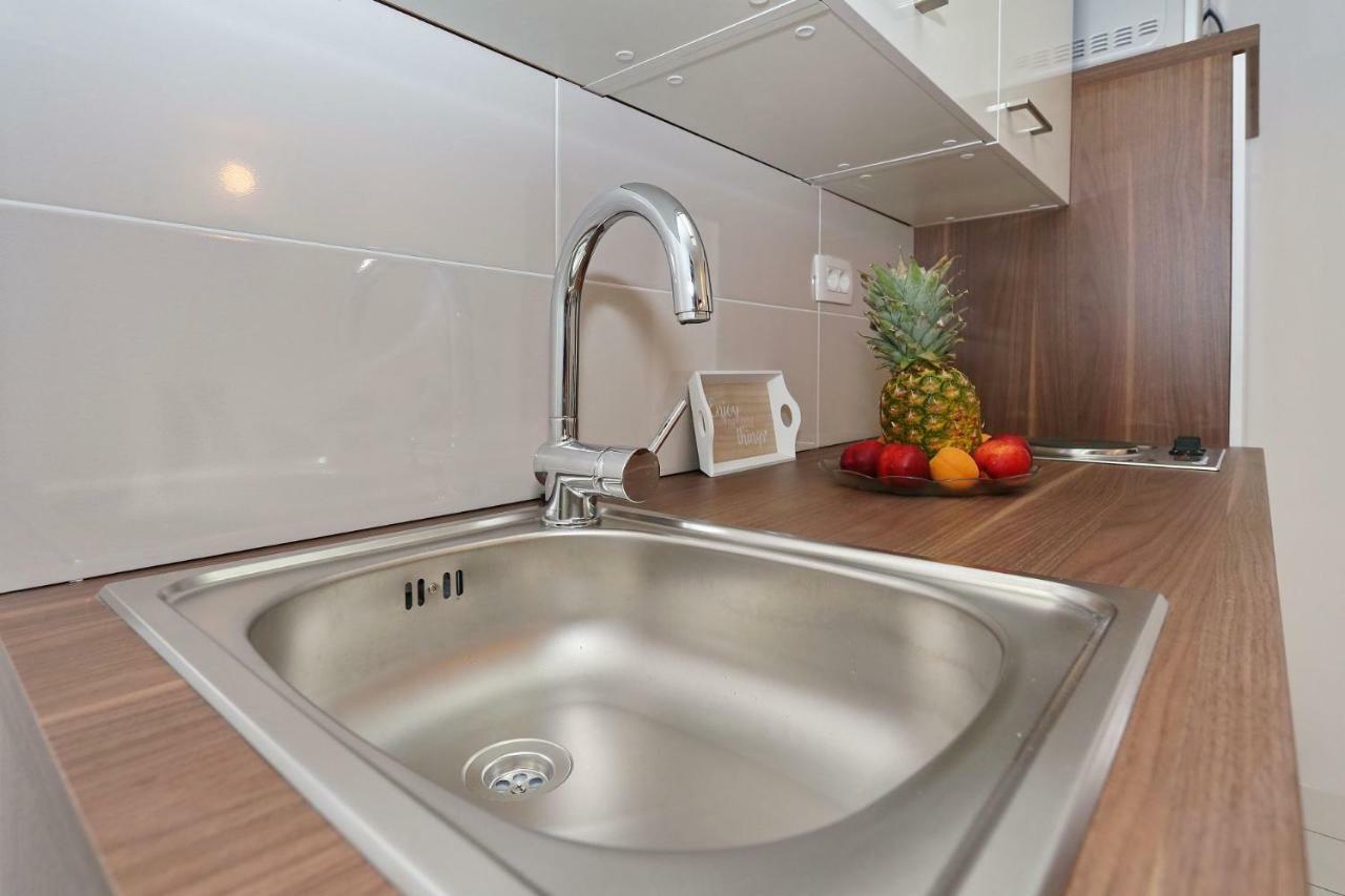 Apartments Golub Nin Εξωτερικό φωτογραφία