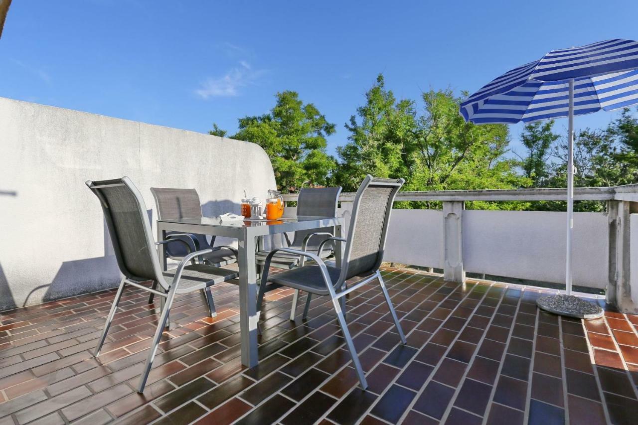 Apartments Golub Nin Εξωτερικό φωτογραφία